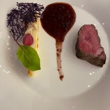 マリエール山手(セント・リージェンツ大聖堂)の画像｜肉料理