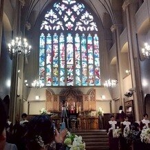 マリエール山手(セント・リージェンツ大聖堂)の画像｜圧巻のステンドグラス