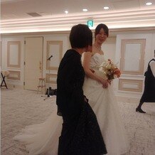 セントパトリック・チャーチ／ロイヤルホールヨコハマの写真｜おばあちゃんを連れて一時退場シーン