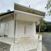 ＴＨＥ　ＶＩＬＬＡ　ＨＡＭＡＮＡＫＯの写真｜チャペル外観