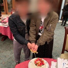 ブライダルハウス写樂庭の写真｜ブライダルフェアにてケーキカットを体験。ケーキも美味しかっです。写真も撮ってくださいました。