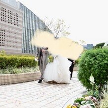 ホテルオークラ福岡の画像｜晴れればガーデンを歩けます、、なんとシャボン玉サービスが