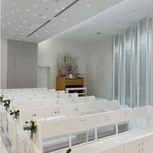 東京ドームホテルの画像｜席数の多いチャペル