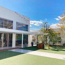 Ｂｌａｎｃ　Ｂｅｉｇｅ（ブラン：ベージュ）の画像｜ガーデン披露宴前