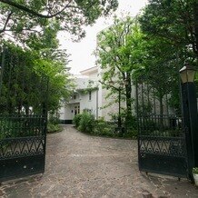 アンジュールハウスの写真｜正門