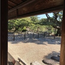 讃岐迎賓館（栗林公園　商工奨励館）の写真｜会場内の庭園の風景です。