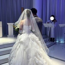 別府温泉 杉乃井ホテルの画像｜挙式で新婦と新郎が進行している場面