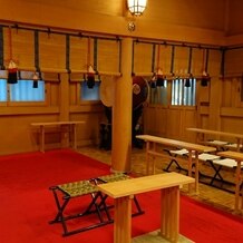 明治神宮・明治記念館の画像｜明治神宮の神殿。奥から見た眺めです。