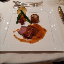 オリエンタルホテル 東京ベイの画像｜肉料理