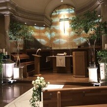 ウェスティンホテル東京の画像｜あたたかいチャペル