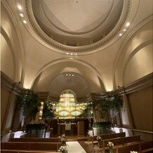 ウェスティンホテル東京の画像｜天井が高いチャペル