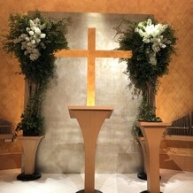 横浜ベイホテル東急の画像｜チャペル祭壇