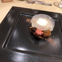 ホテル椿山荘東京の画像｜コースのデザートです。
見た目が可愛いだけでなく味も最高でした！