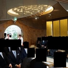 ホテル椿山荘東京の画像｜挙式入場