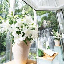 ホテル椿山荘東京の画像｜滝、花