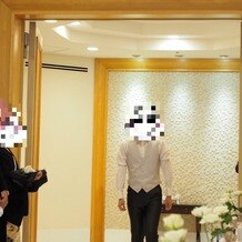 ホテル椿山荘東京の画像｜夫はジャケット＋手袋セレモニーを行いました。(父：手袋、母：ジャケット)