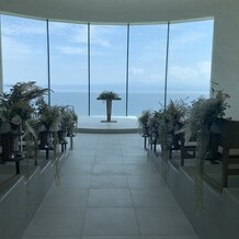 RESORT ISLAND PASSAGE KINKAI（パサージュ琴海）の画像｜チャペルの扉を開けたときの景色です。