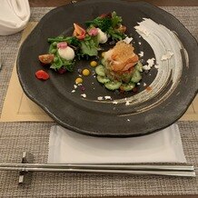 セントポーリア教会　シャルム・ド・ナチュールの画像｜料理の試食