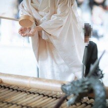 椿大神社　椿会館の写真｜手水