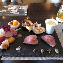 SCAPES THE SUITE（スケープス ザ スィート）の画像｜コースの試食内容です。