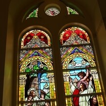 迎賓館　サクラヒルズ川上別荘の画像｜綺麗なステンドグラス