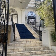 アーカンジェル代官山の写真｜入口の階段