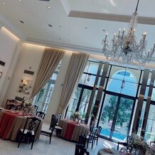 アーヴェリール迎賓館　名古屋の画像｜ガーデンにつながっていて、天井も高いので広々している