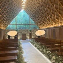 アーヴェリール迎賓館　岡山の写真｜ナチュラルな雰囲気に一目惚れしたチャペル