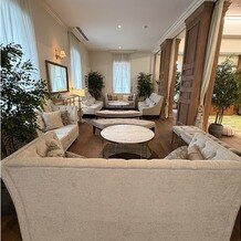 ニーズ心斎橋 by T&amp;amp;G WEDDINGの写真｜ゲスト待合室