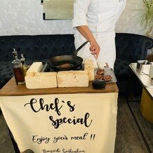 ベイサイド迎賓館　神戸の画像｜試食のお肉に仕上げてファイヤーしてくれました！美味しかったです！