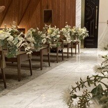 ベイサイド迎賓館　神戸の写真｜チャペル装花