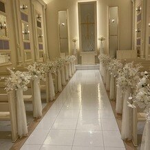 ベイサイド迎賓館　鹿児島の写真｜白統一の真っ白なチャペルです。