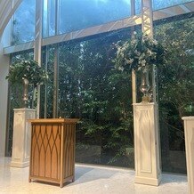 アーセンティア迎賓館　浜松の写真｜森を感じることができるチャペルです