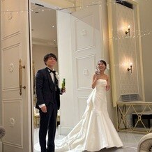 アーセンティア迎賓館　浜松の写真｜自分たちでドアを開けて披露宴スタート