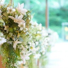 ガーデンヒルズ迎賓館　大宮の画像｜チャペル装花