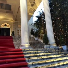 アーククラブ迎賓館　福山の画像｜ライトアップされた大階段
