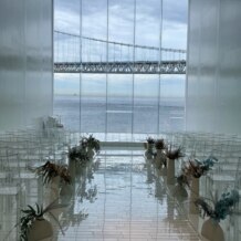 ＨＯＴＥＬ ＳＥＴＲＥ（ホテル セトレ）の写真｜海と明石海峡大橋の見えるチャペル。この日は曇りでした。