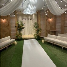 TRUNK BY SHOTO GALLERYの画像｜ゴッホのひまわり