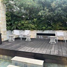 表参道TERRACEの写真｜入り口付近のオープンエリア