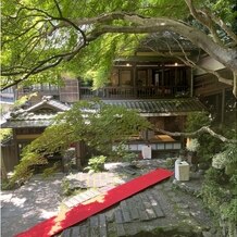 ゼクシィ 明治の森箕面 音羽山荘の結婚式 口コミ 評判をみよう