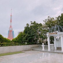 ホテル　メルパルク東京の写真｜圧巻の景色！
目の前が神社だから東京タワーの前に高層ビルとかが建つことはないんだって！