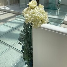 ホテル　メルパルク横浜の画像｜可愛いお花とガラスの床です！
