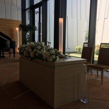 ＮＩＩＧＡＴＡ ＭＯＮＯＬＩＴＨ（新潟モノリス）の画像｜新郎新婦の席です