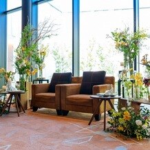 ＮＩＩＧＡＴＡ ＭＯＮＯＬＩＴＨ（新潟モノリス）の写真｜高砂はソファー等にも変更できます。