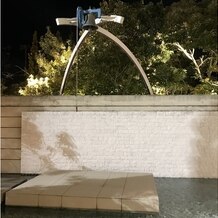 Ｍｉｅｌ　Ｃｌｏｃｈｅ（ミエルクローチェ）の画像｜ガーデンにある鐘。鳴らすことができます。