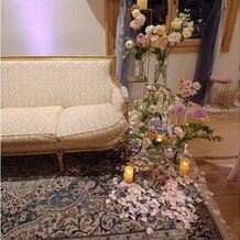 ピエトラ・セレーナの画像｜高砂横の装花