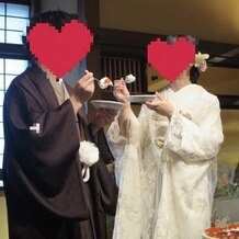 日本料理　ヒカリヤヒガシ／ナチュレフレンチ　ヒカリヤニシの画像｜お色直し後の衣装
