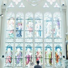 KOBE St.MORGAN CHURCH（神戸セントモルガン教会）の画像｜綺麗なステンドグラス