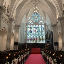 KOBE St.MORGAN CHURCH（神戸セントモルガン教会）の写真｜ステンドグラスが素敵な会場です