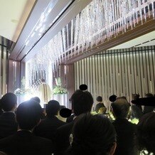 ラグナヴェール名古屋の画像｜ブランドが開く瞬間です。光が差し込みゲストも歓声をあげてました。
